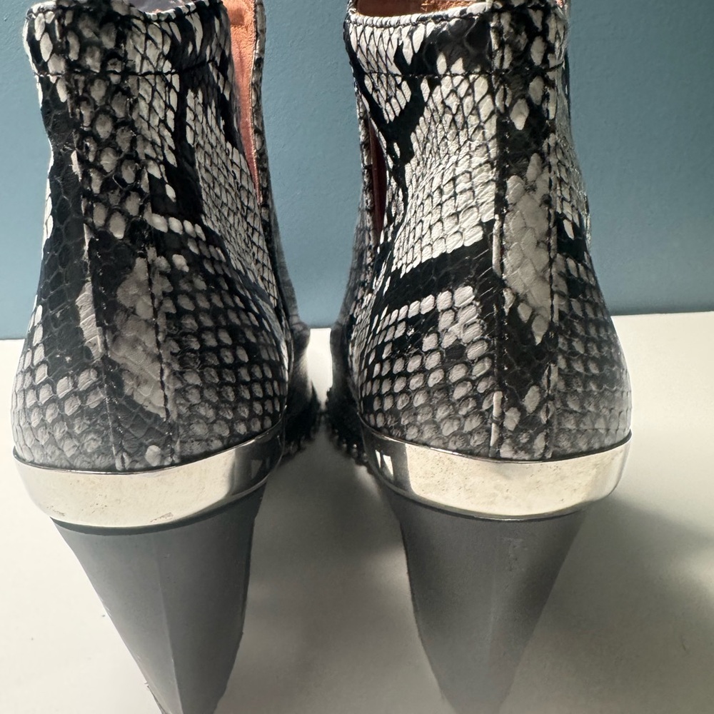 Jeffrey Campbell Optimum Snake‎ Skin Booties - Picture 3 of 14